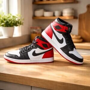 Air Jordan 1 Retro High OG Women's Size 10 Mens 8.5 'Satin Bred' No Box